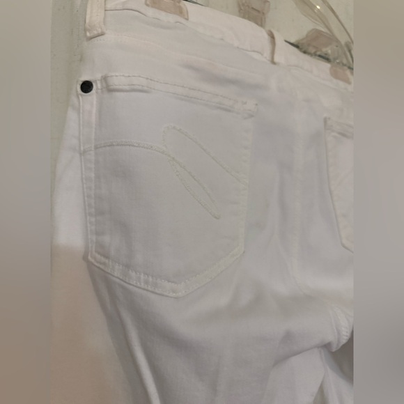 Miracle Body Jeans - Picture 9 of 9